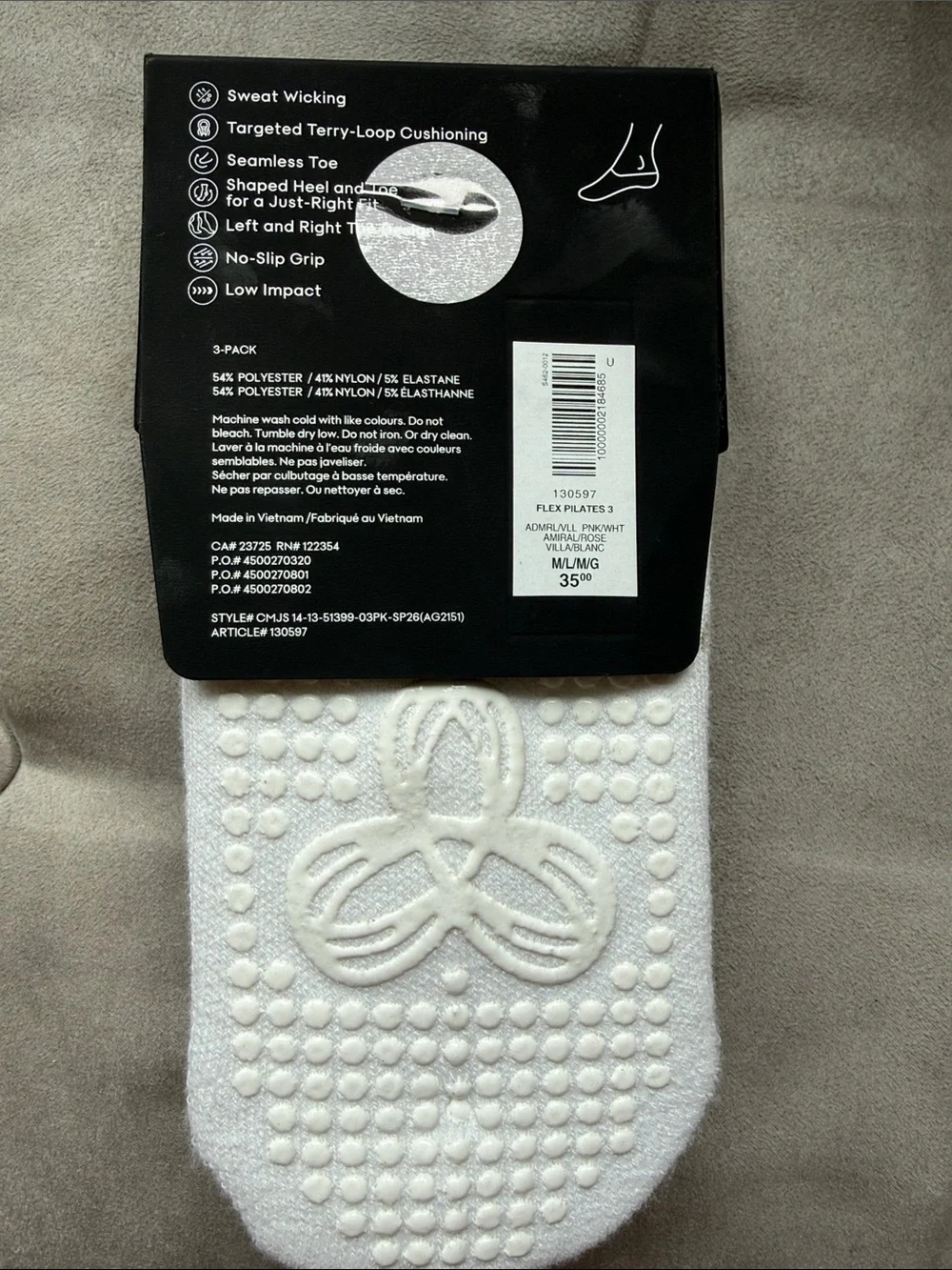 Aritzia GOLDEN Navy No-Show Pilates Socks - 3 pack